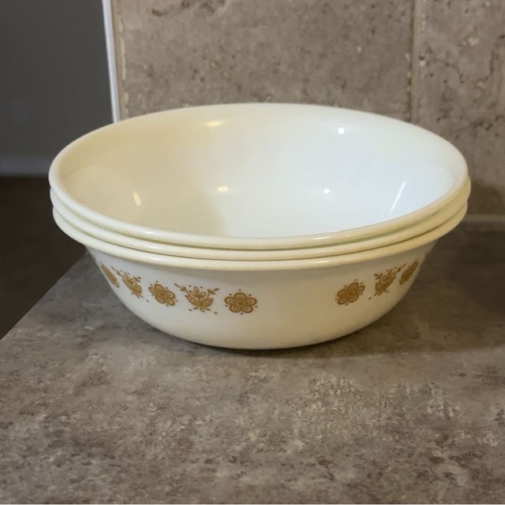🤍Lot(Plates&Bowls) of Vintage Corelle Gold Floral Dishes 🤍 - Picture 5 of 11